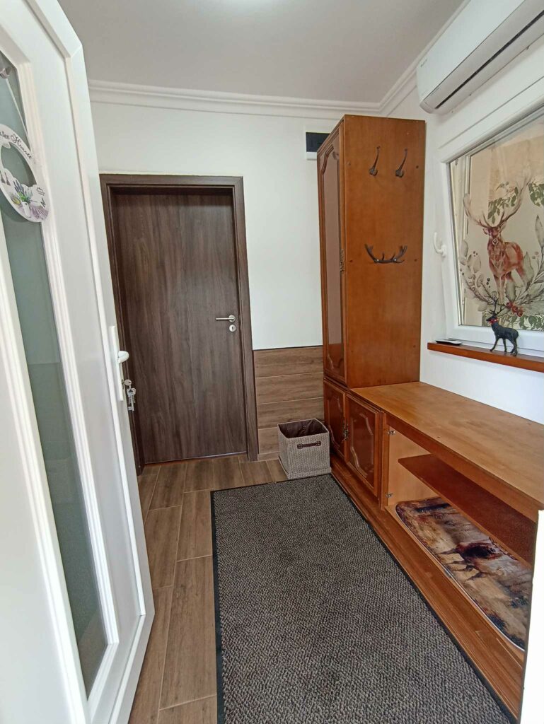 előszoba – Nyírségi Nyulas vadásztanya